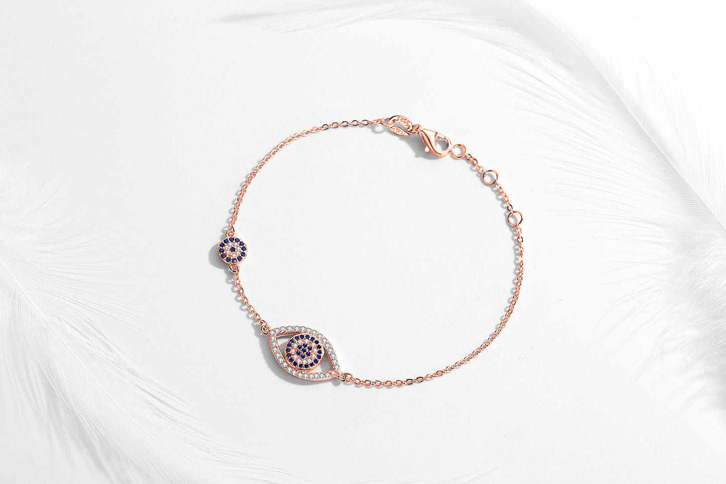 Blushing EYE Bracelet