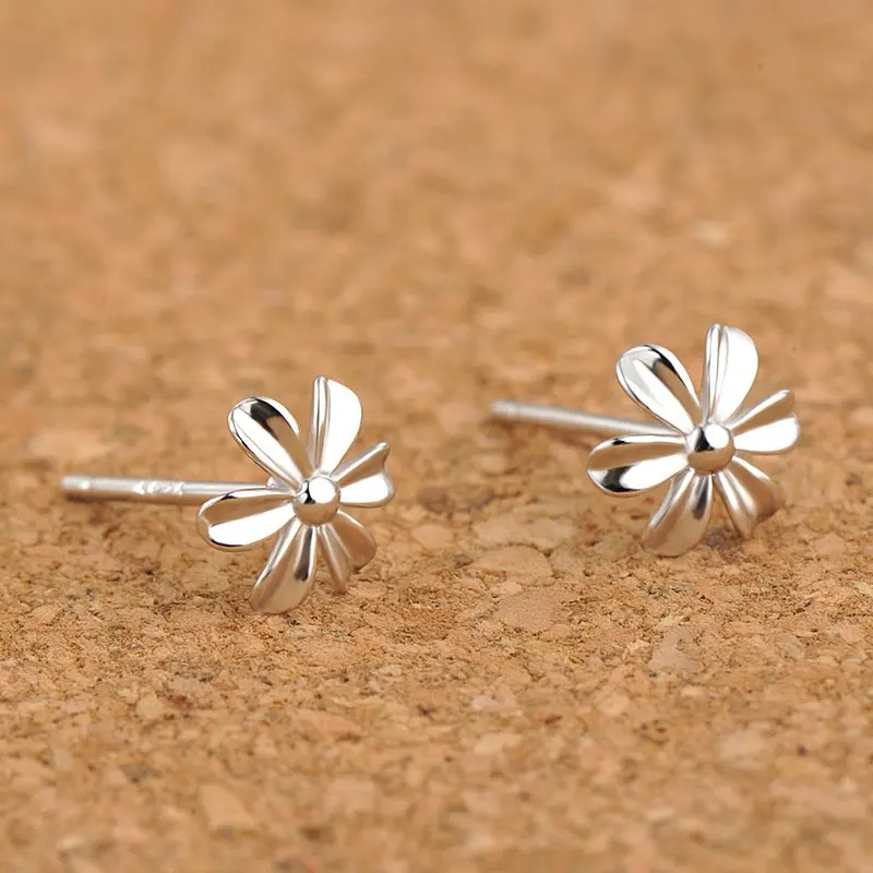 Petal Of Elegance Earrings