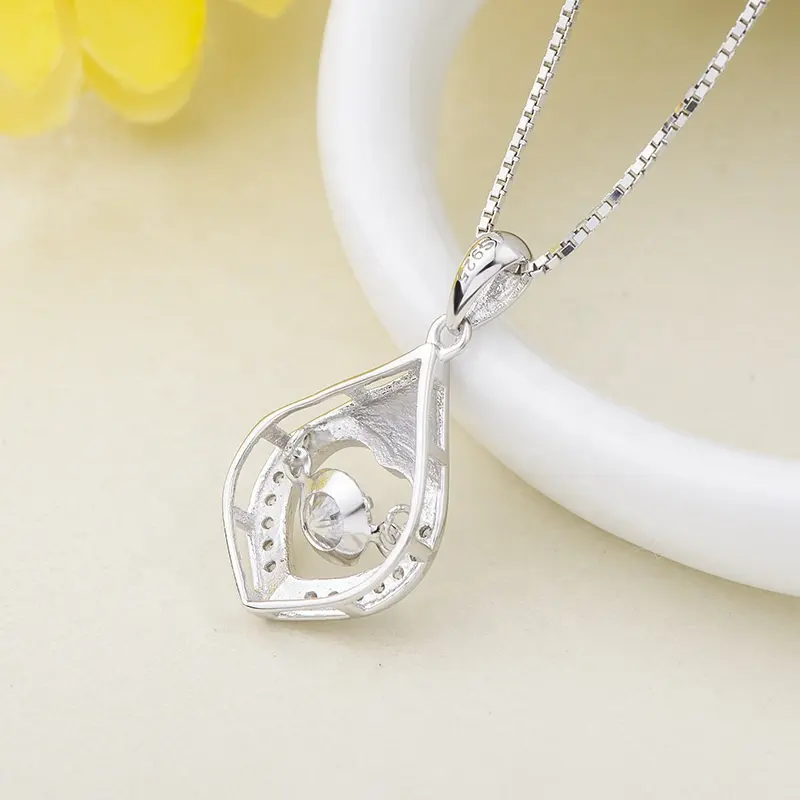 Love Blossom Necklace